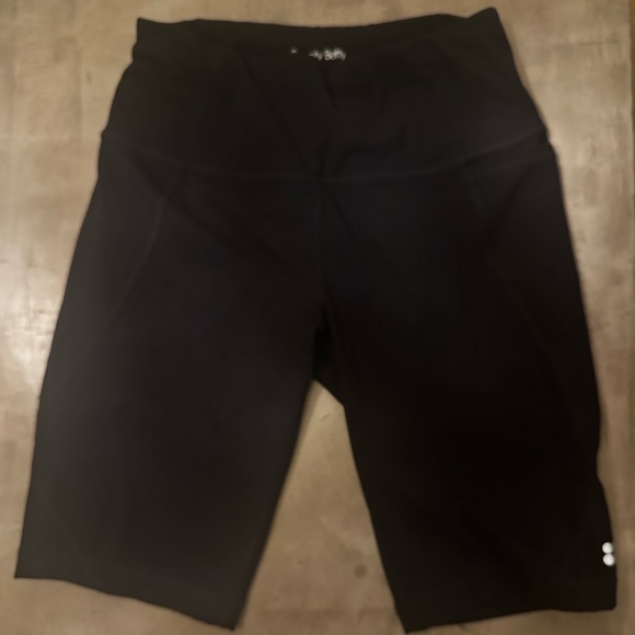 Sweaty Betty Power 9" Biker Shorts - Black xs never worn - Picture 9 of 11